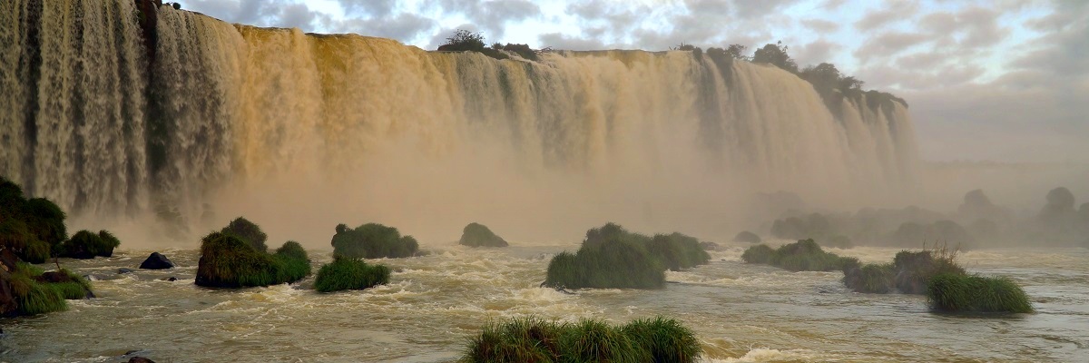 PARAGUAY-ARGENTÍNA-URUGUAY Iguazú-vízesés és jezsuita missziók